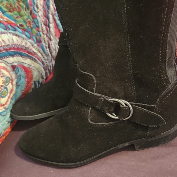 CROWN VINTAGE Multi Suede Boot - Picture 9 of 13